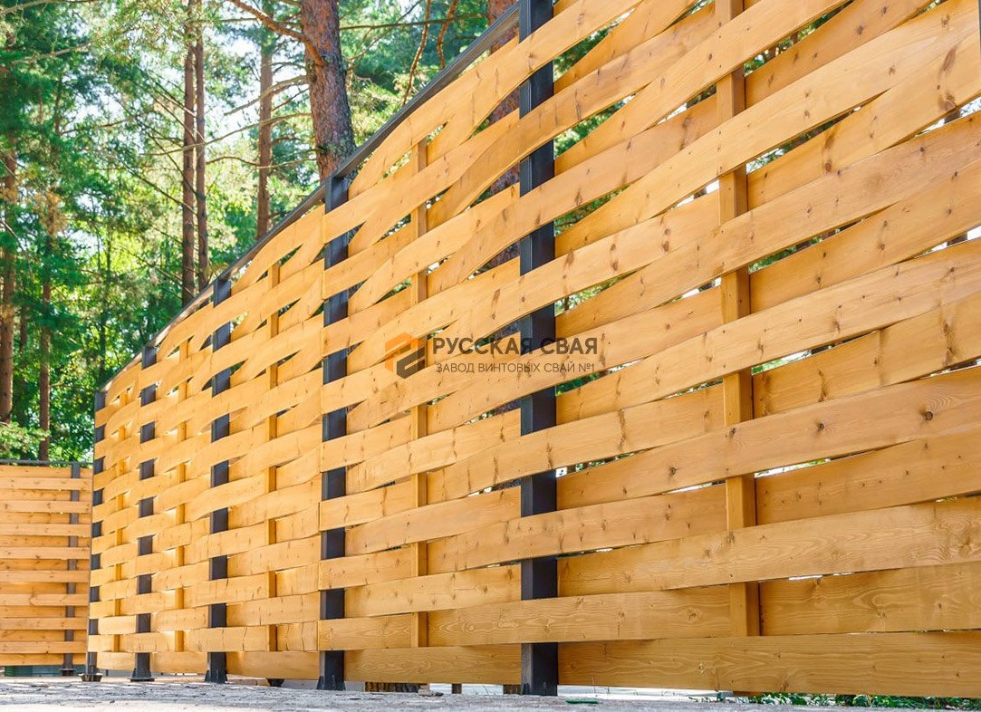 Забор из доски: ограждение из горизонтальных досок (как сделать недорого и красиво)